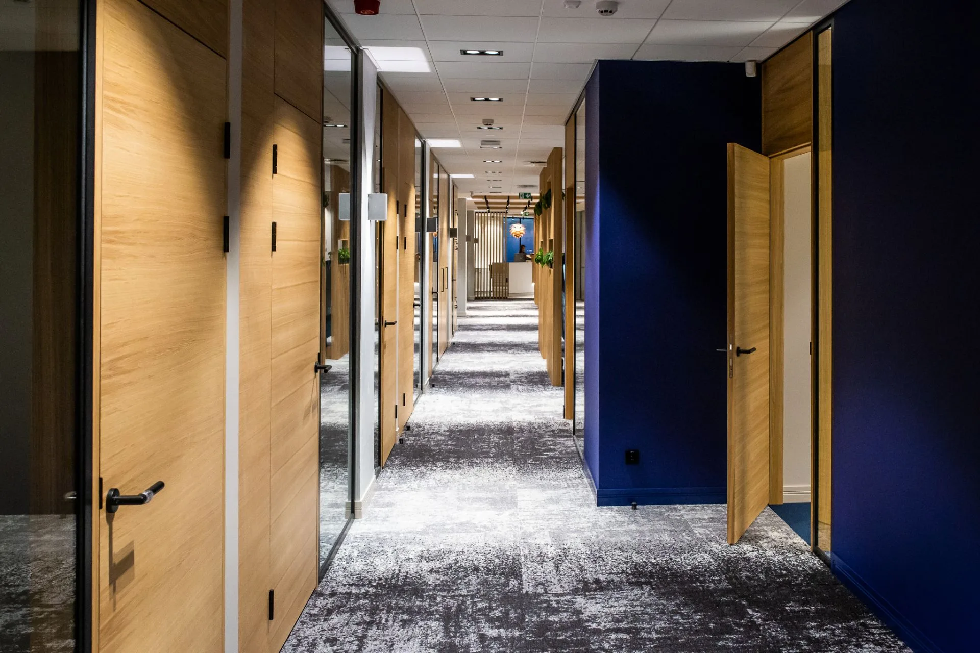 Organized work environment increases productivity
