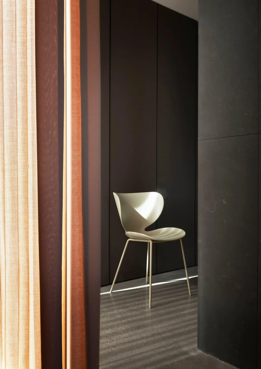 Hamilton dining chair