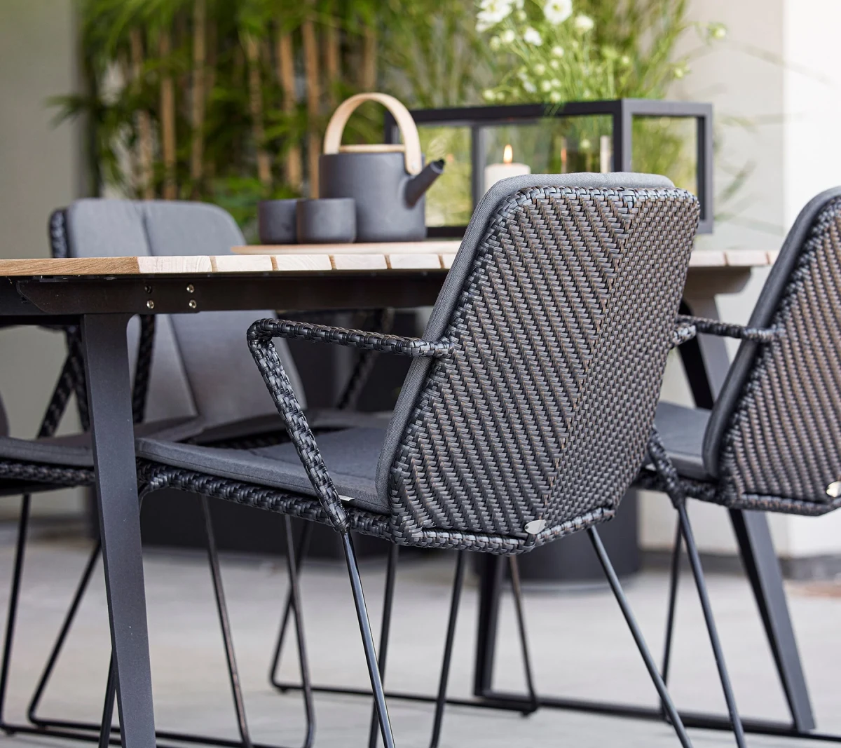 Vision armchair, stackable