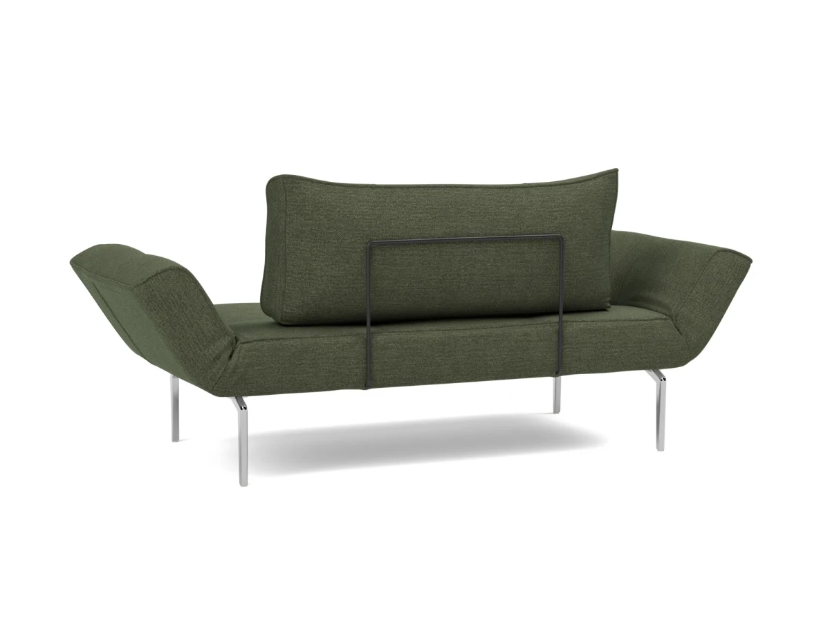 Zeal Straw Daybed