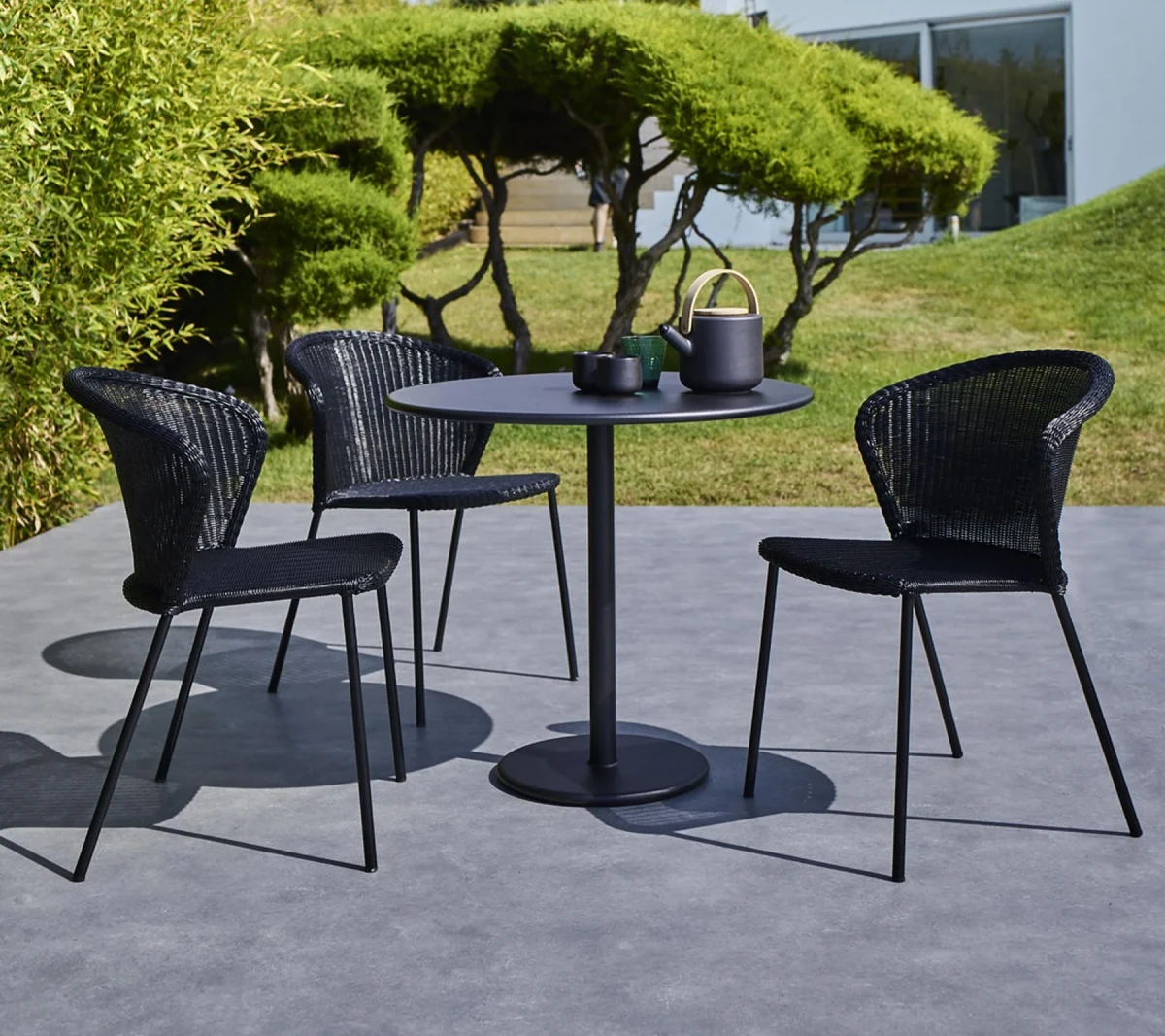 Lean chair, stackable