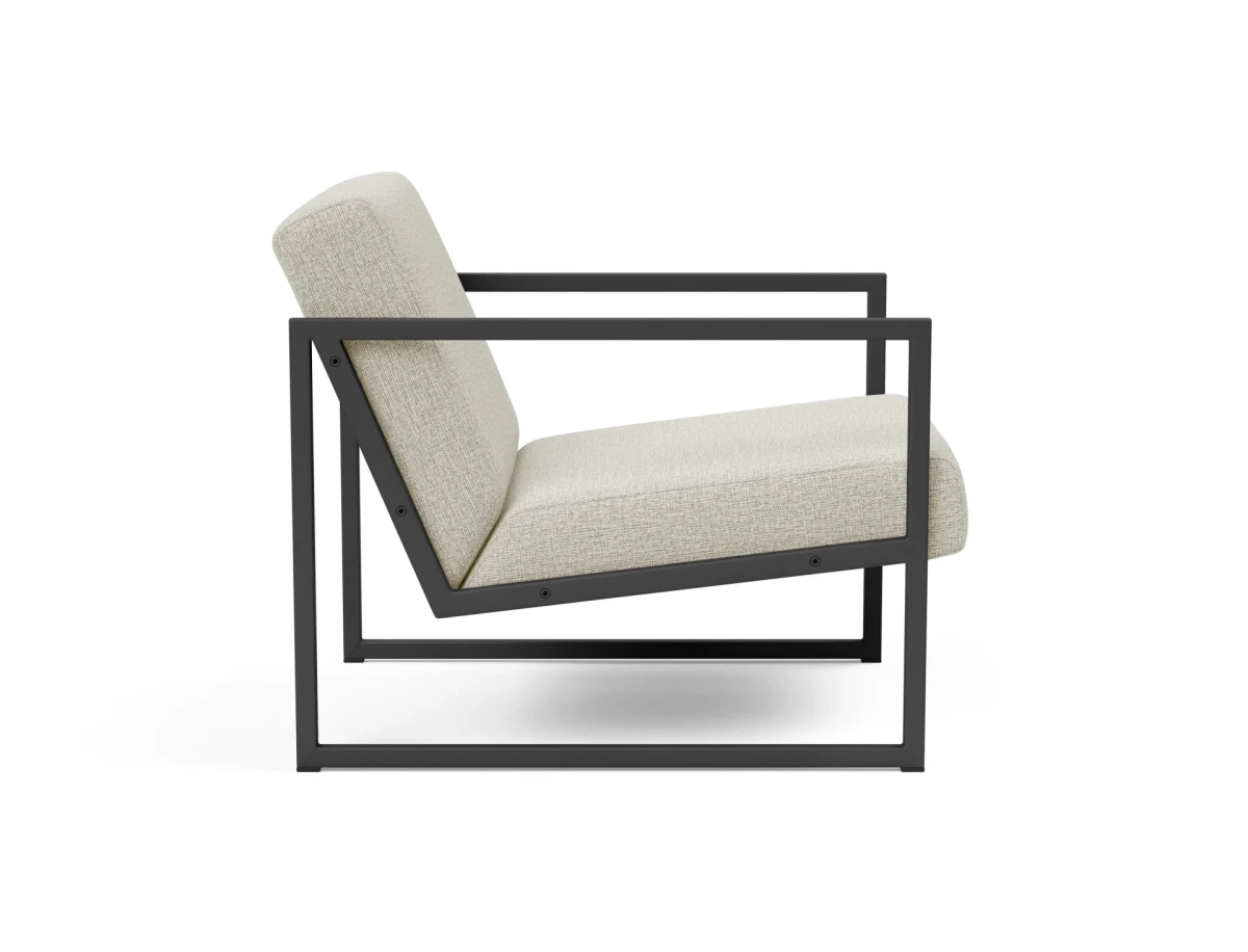 Vikko Chair With Arms