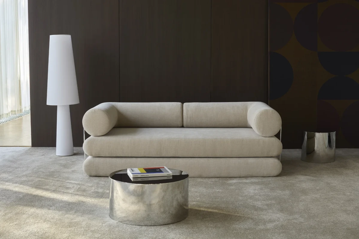 Circlus Daybed With L-Shaped Arms