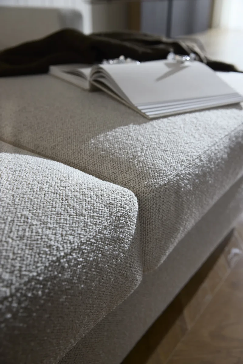 Neah 160 Sofa Bed with Standard Arms