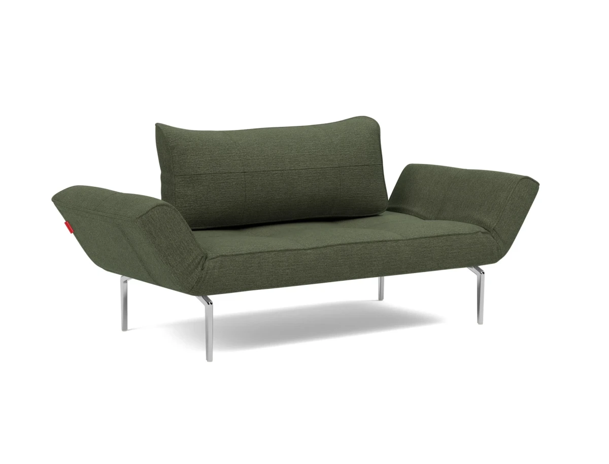 Zeal Straw Daybed