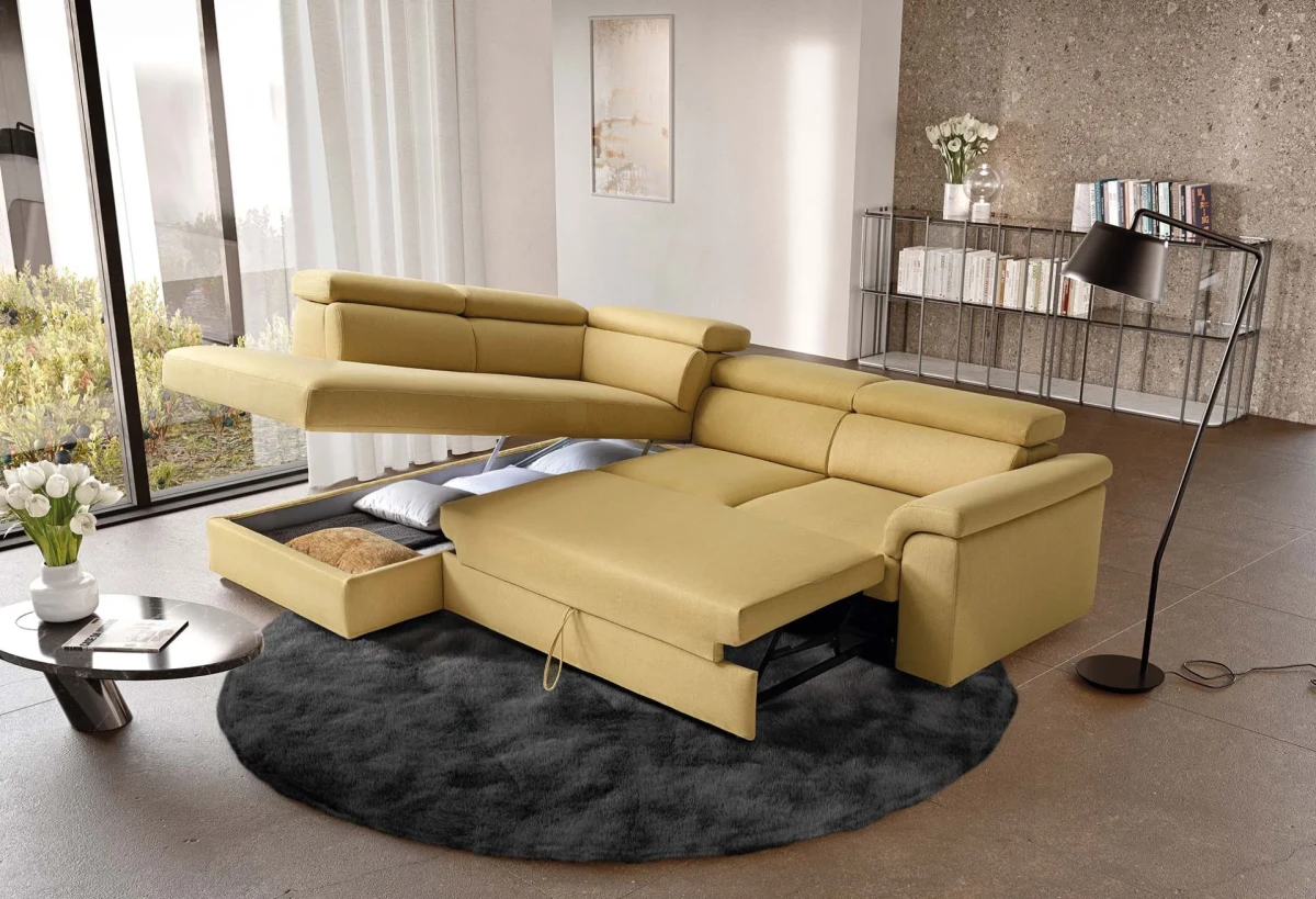 Alessandra — Classic sofa with storage, adjustable headrests, and extendable footrests. Rounded armrests.