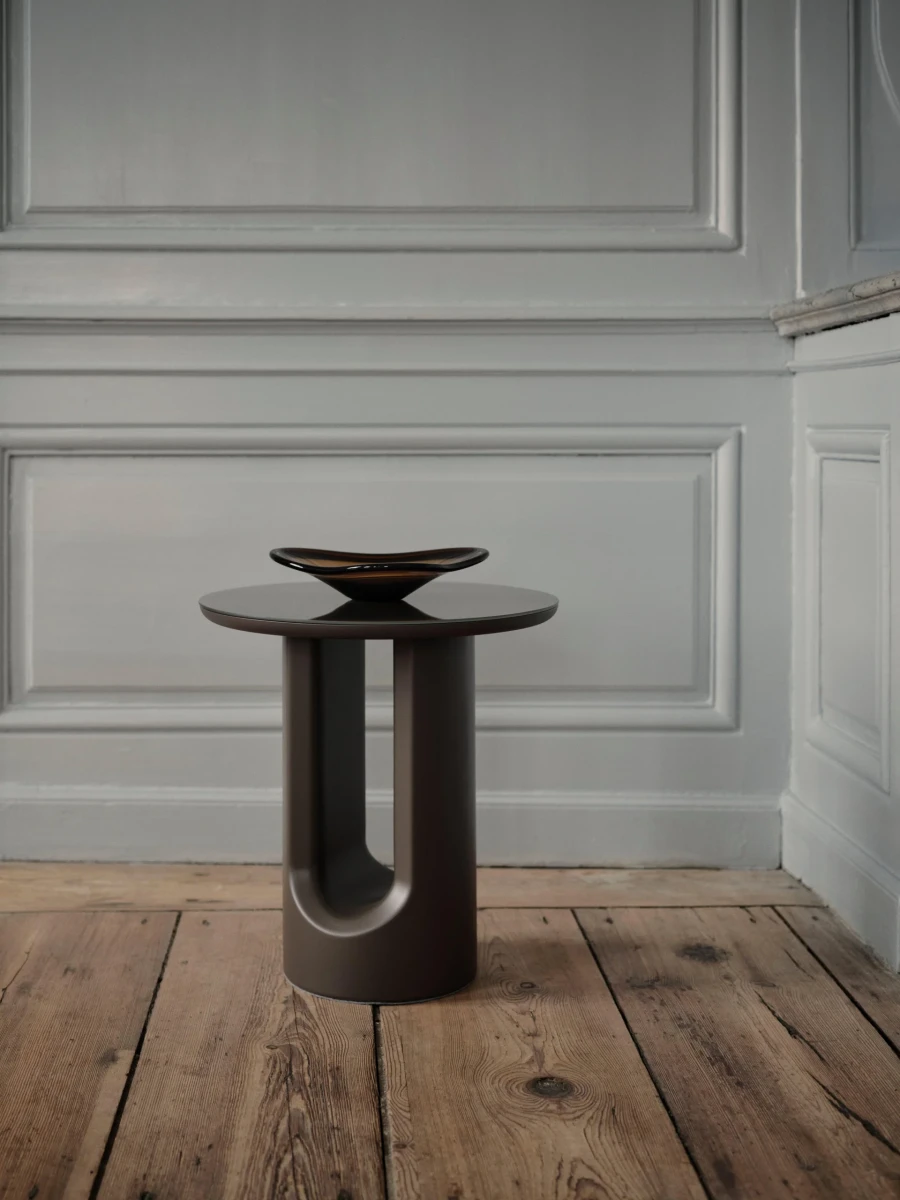 Volterra side table