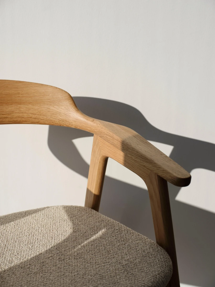 Seoul dining chair