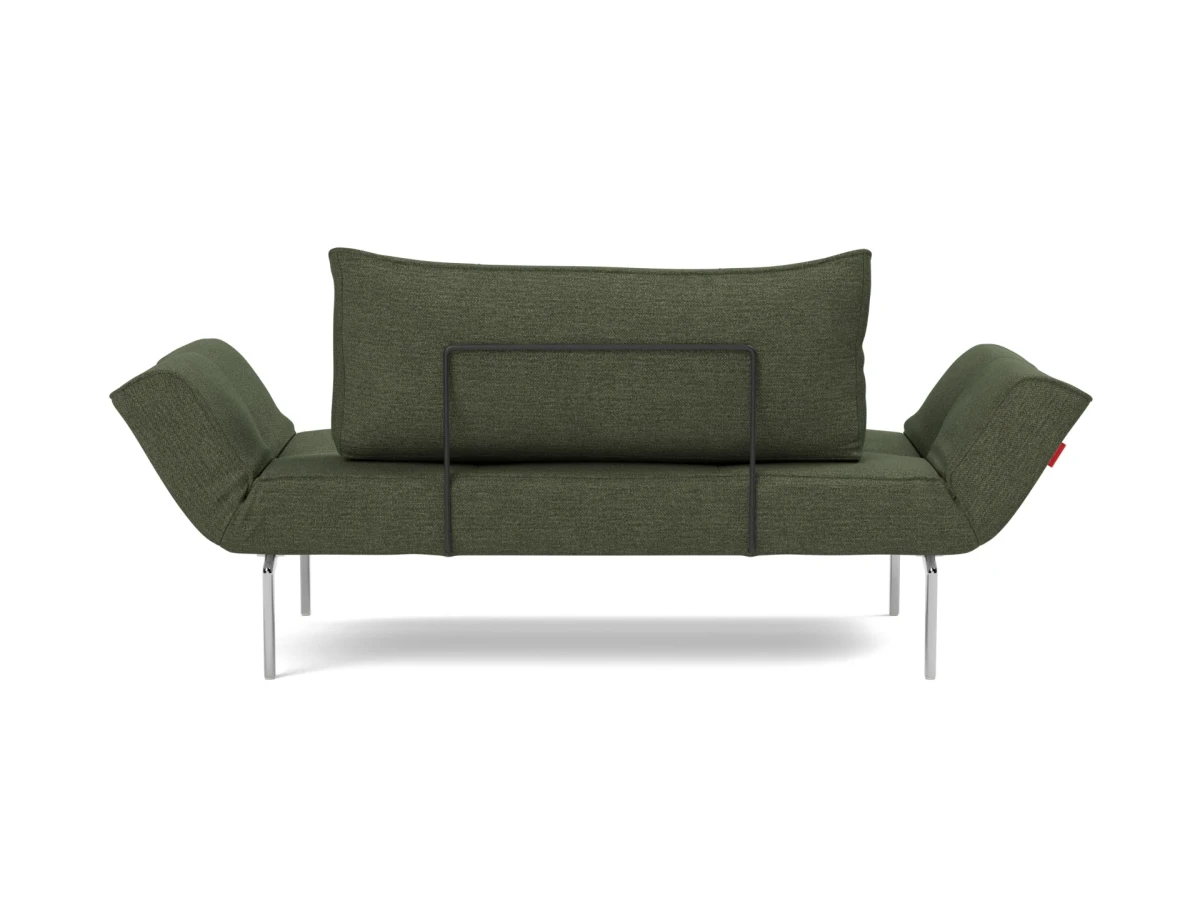 Zeal Straw Daybed