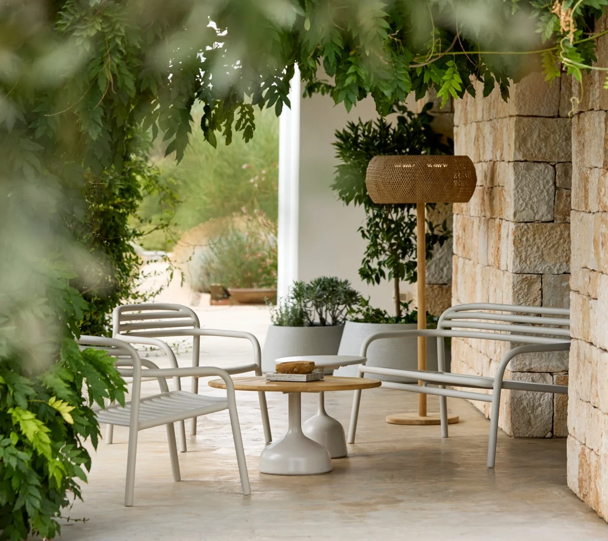 Bliss lounge chair, stackable