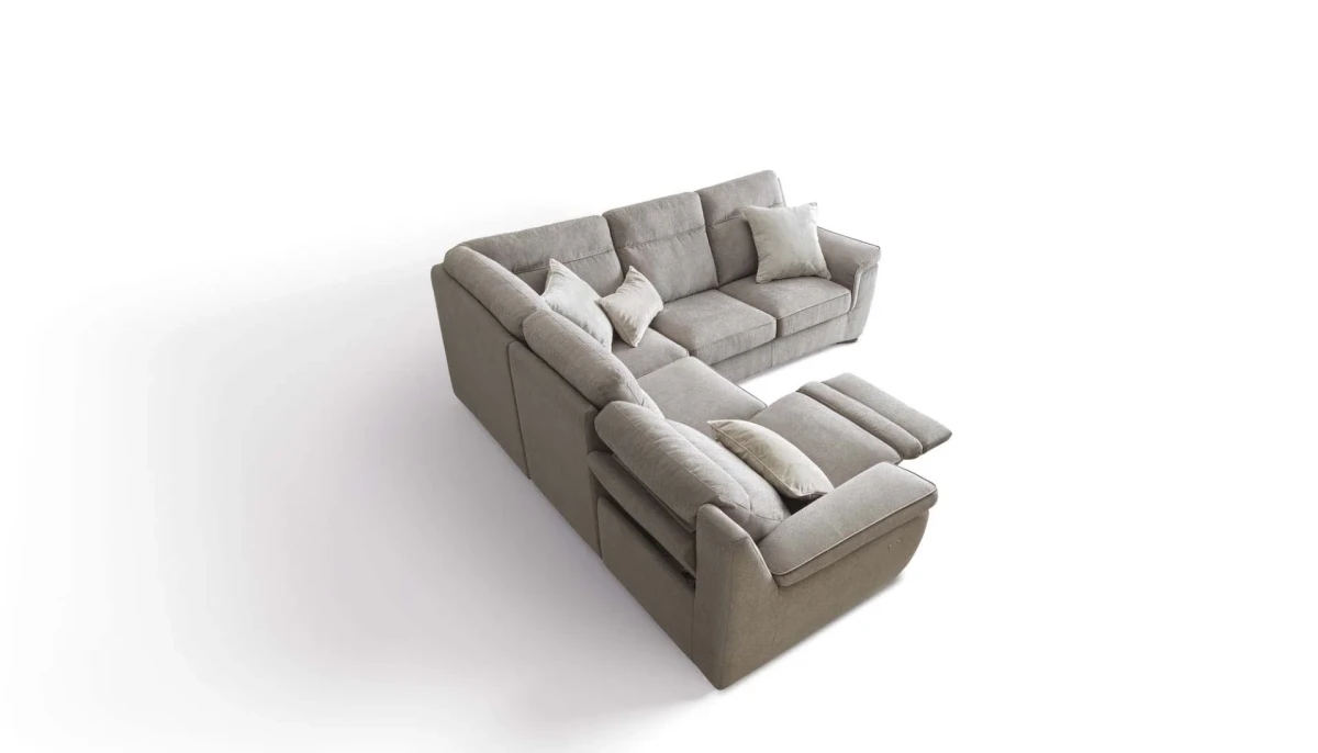 Hollis — Classic-style sofa with high backrest and relax mechanism.