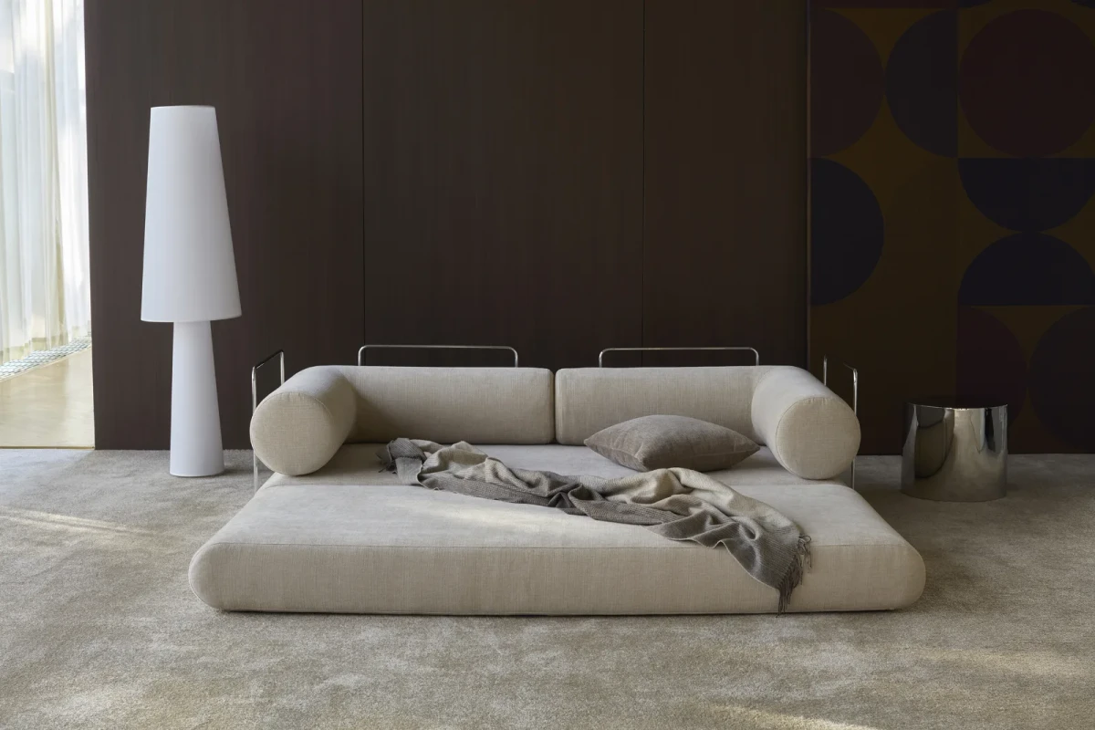 Circlus Daybed With L-Shaped Arms