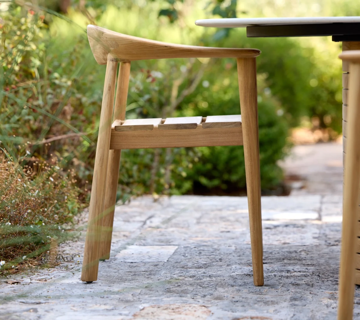 Majestic armchair, stackable