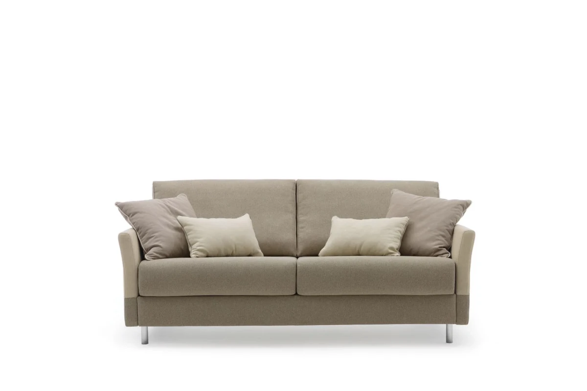 Maldive — Sofa bed with high legs.