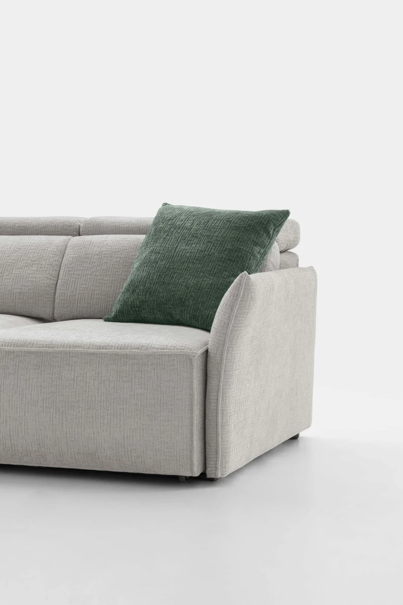 Hill — Linear sofa with extendable seats, adjustable headrests, and customizable armrests.