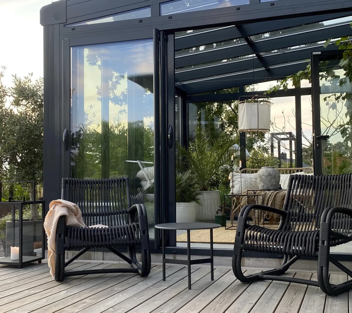 Curve lounge chair OUTDOOR