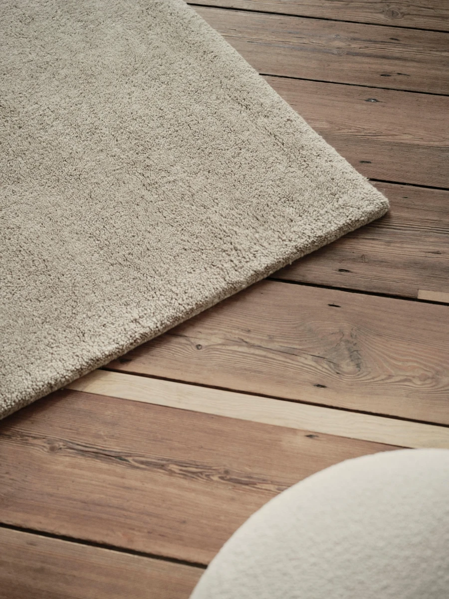 Raw Embrace rug
