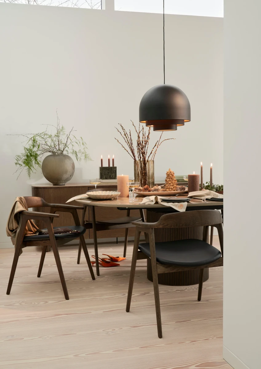 Santiago extendable dining table