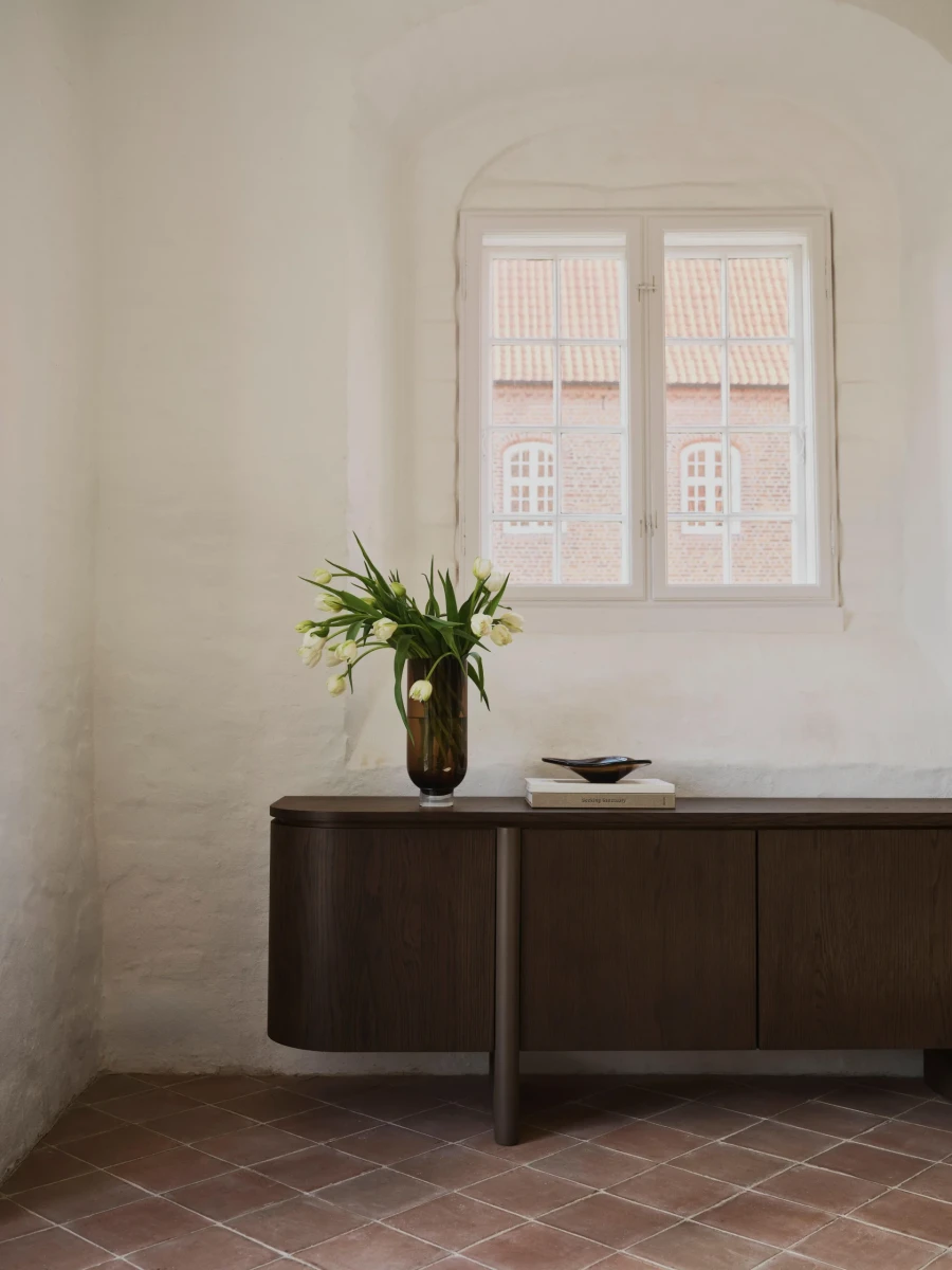 Volterra sideboard