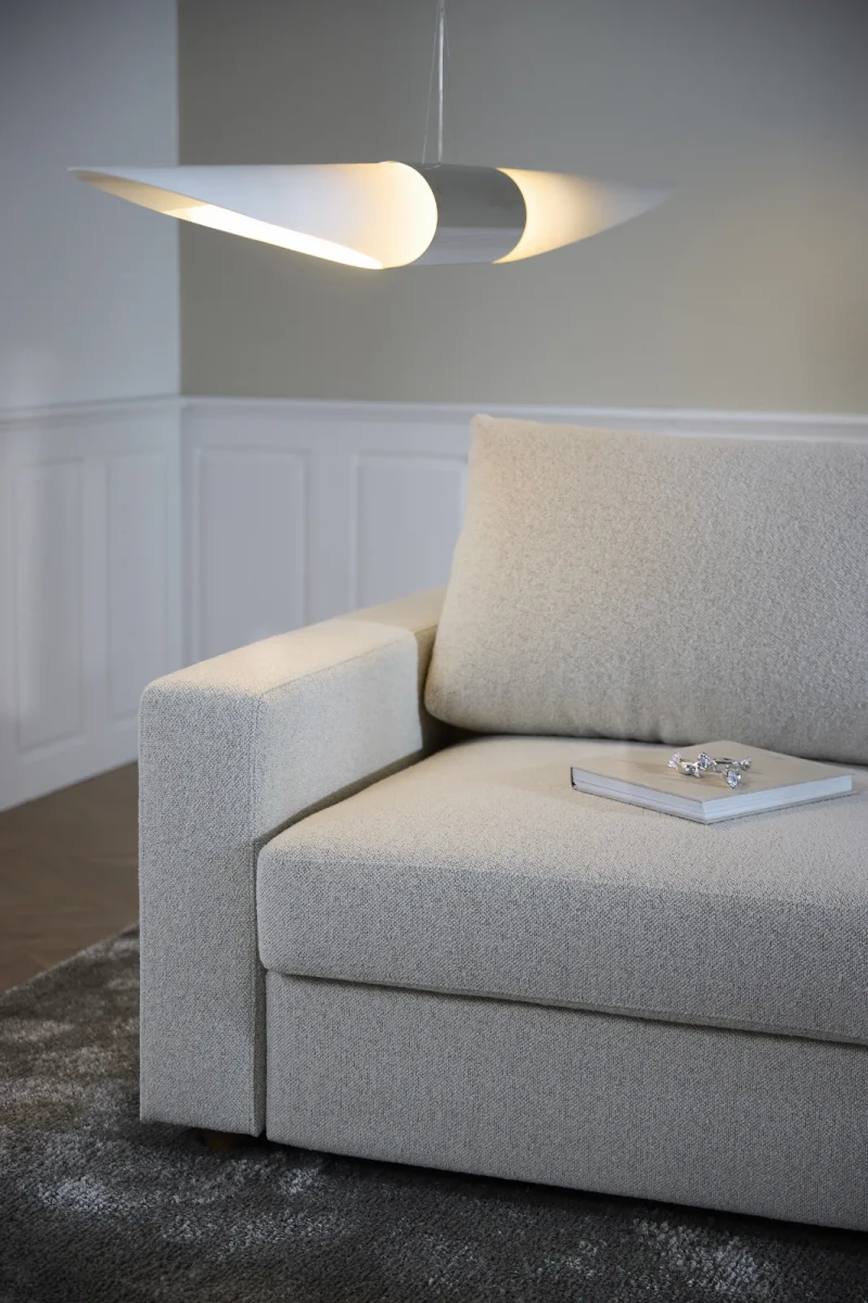 Neah Chair with Standard Arms