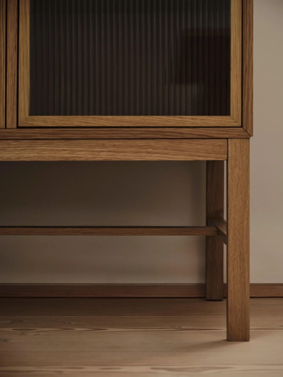 axo series glass cabinet