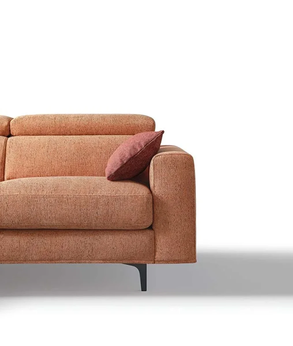 Argo — Contemporary sofa with square armrests, adjustable headrests, and extendable footrests.