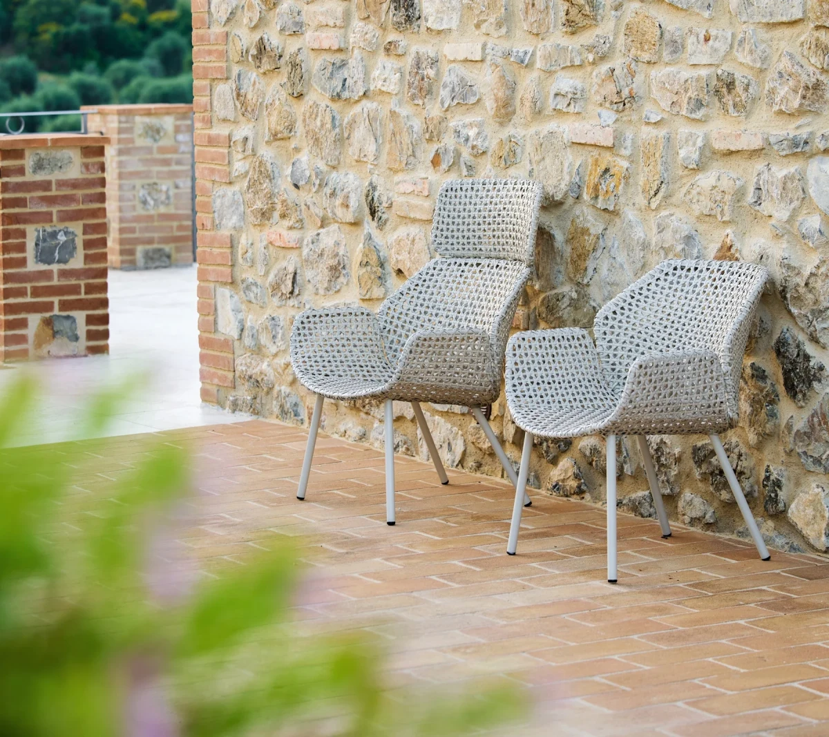 Vibe highback chair