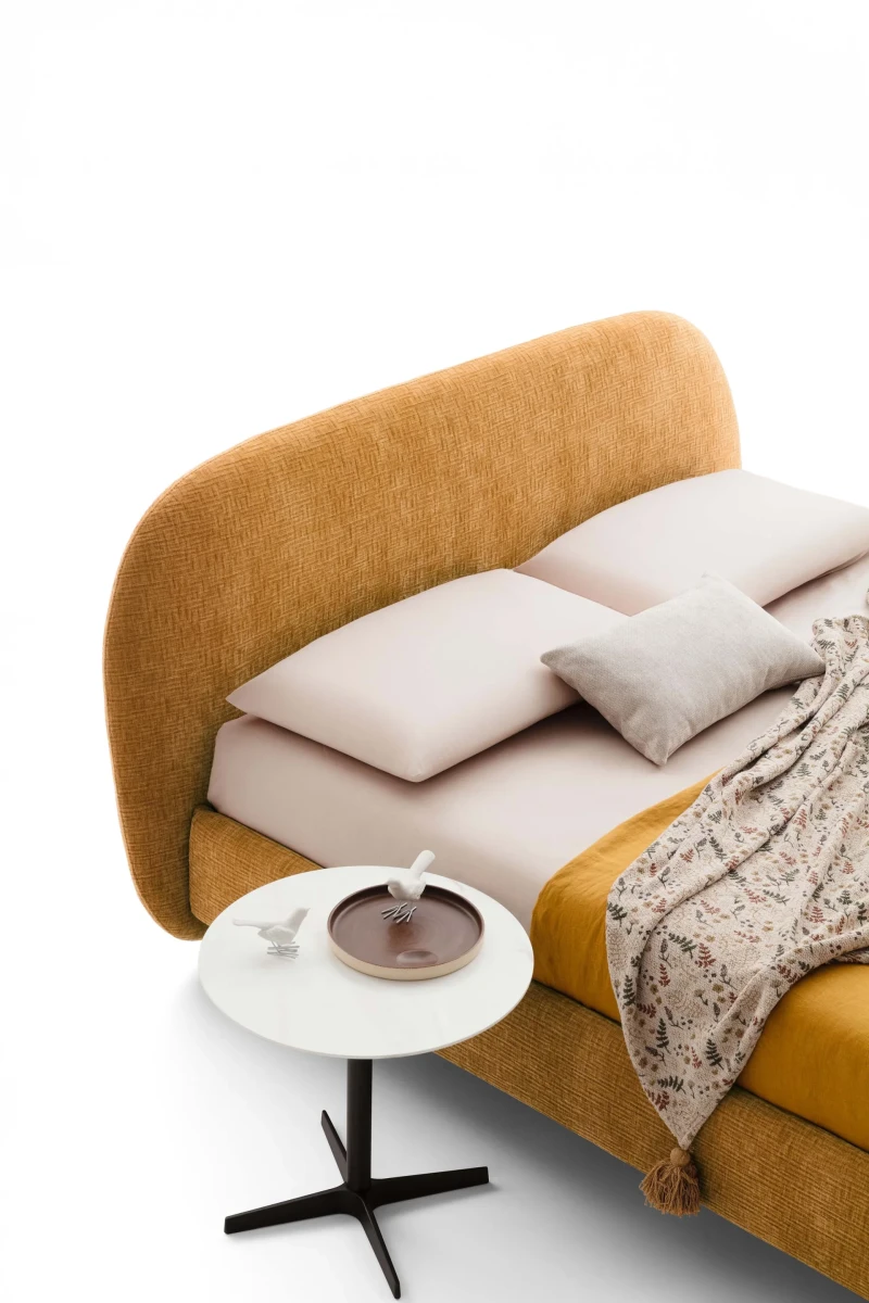 Wheel — Bed with a round headboard and futuristic design