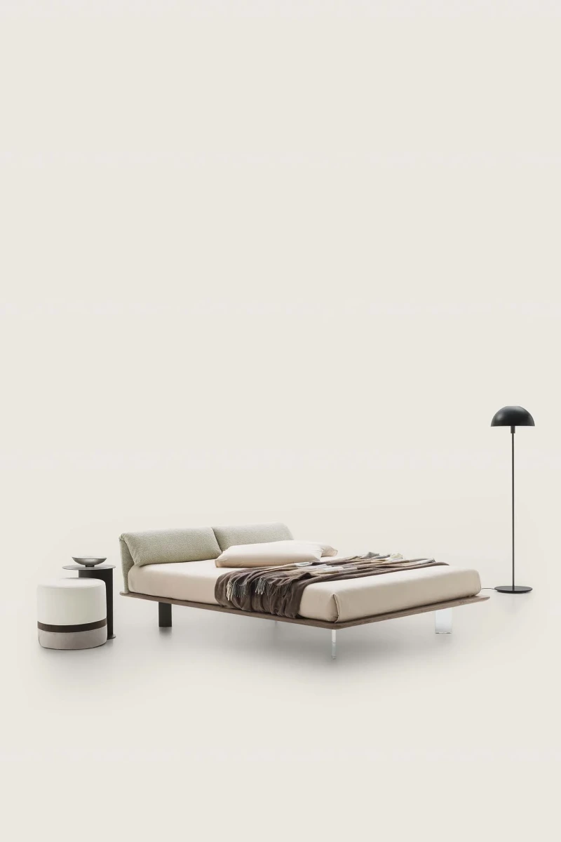 Logan — Bed with a foldable and adjustable headboard.