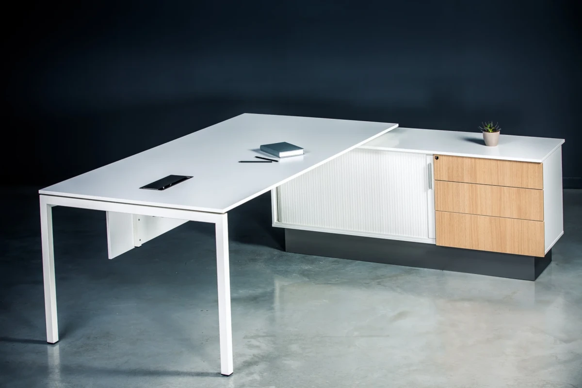 KVADRO work desk