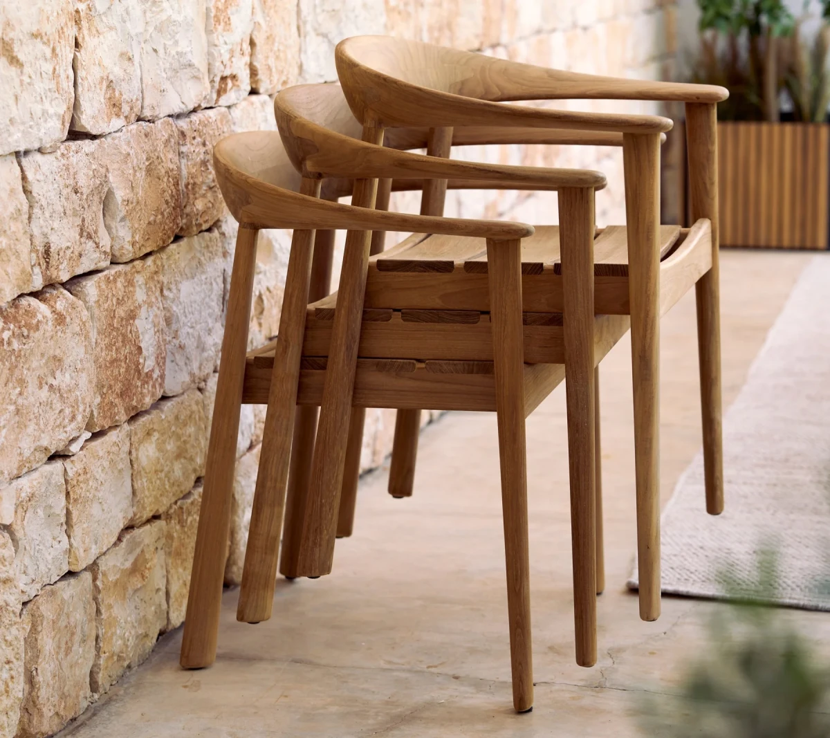 Majestic armchair, stackable