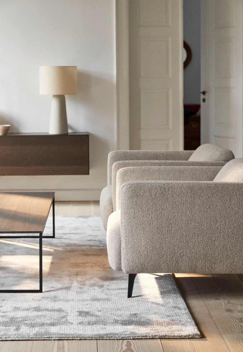Simple rug