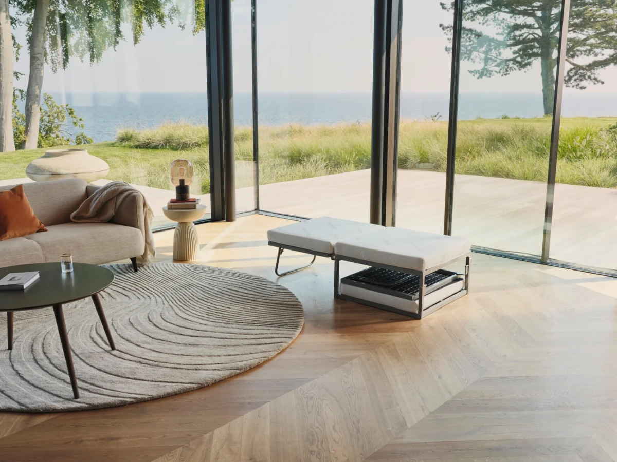 Xtra footstool with sleeping function