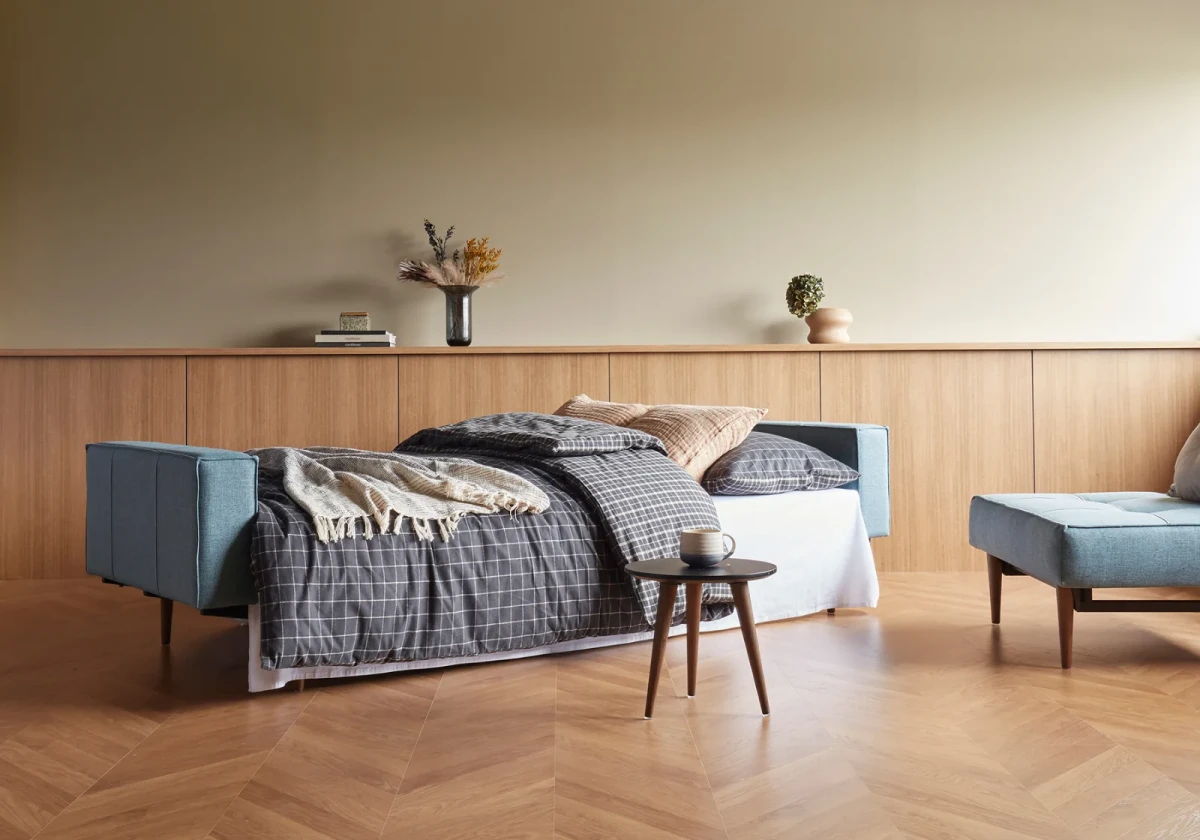 Splitback Styletto Sofa Bed Dark Wood With Arms