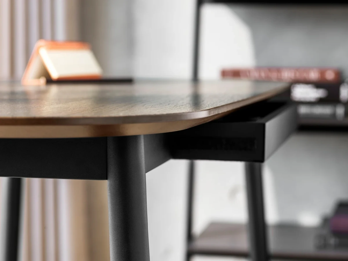 Kingston office desk
