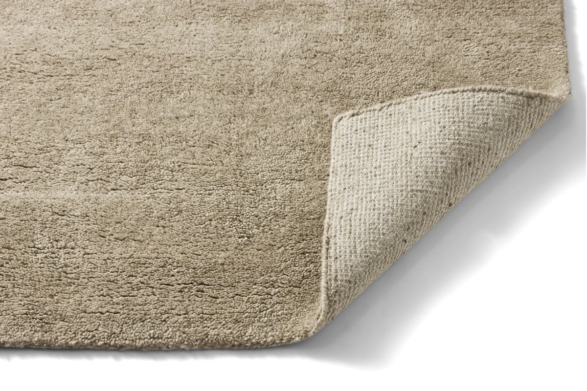 Raw Embrace rug