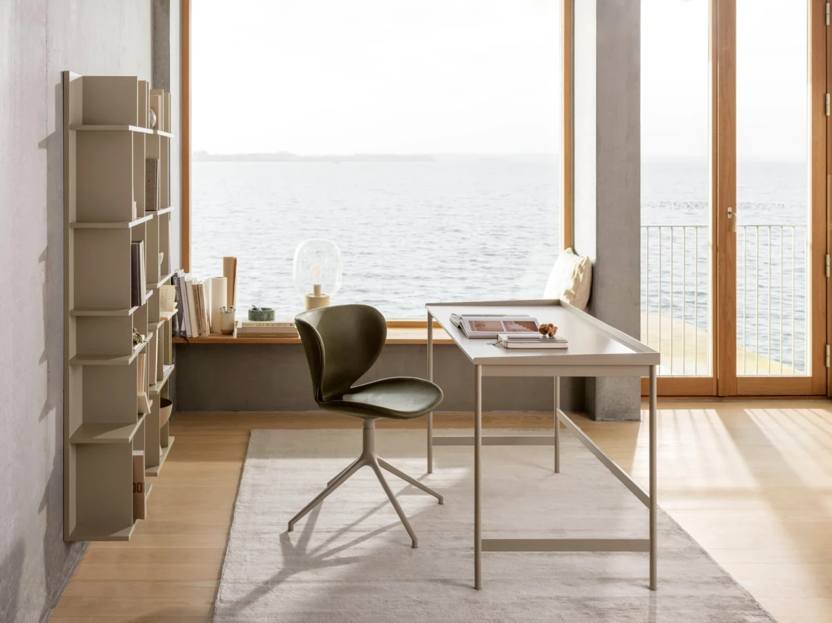 Hamilton dining chair with swivel function