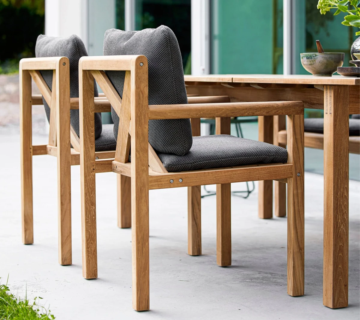 Grace armchair