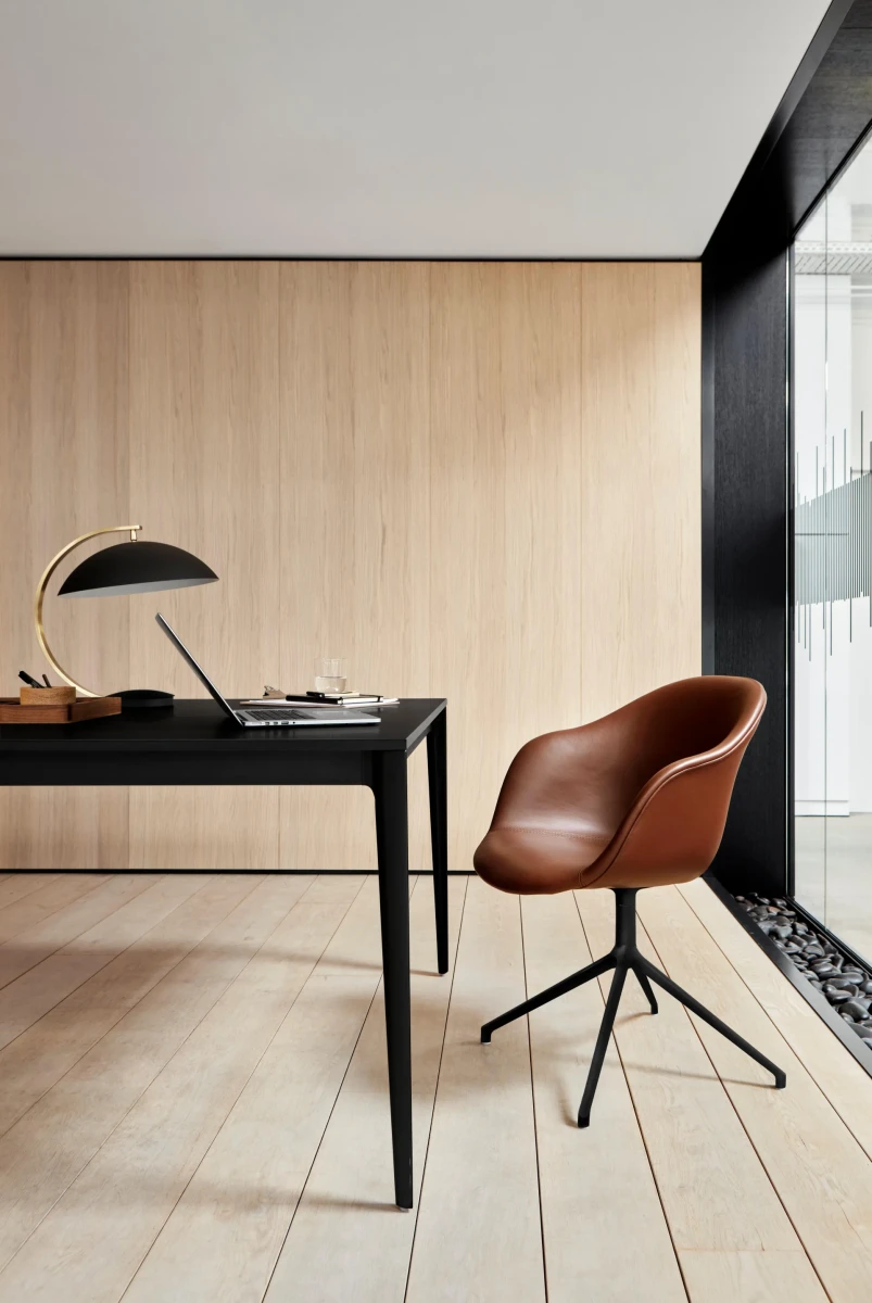 Torino conference/dining table