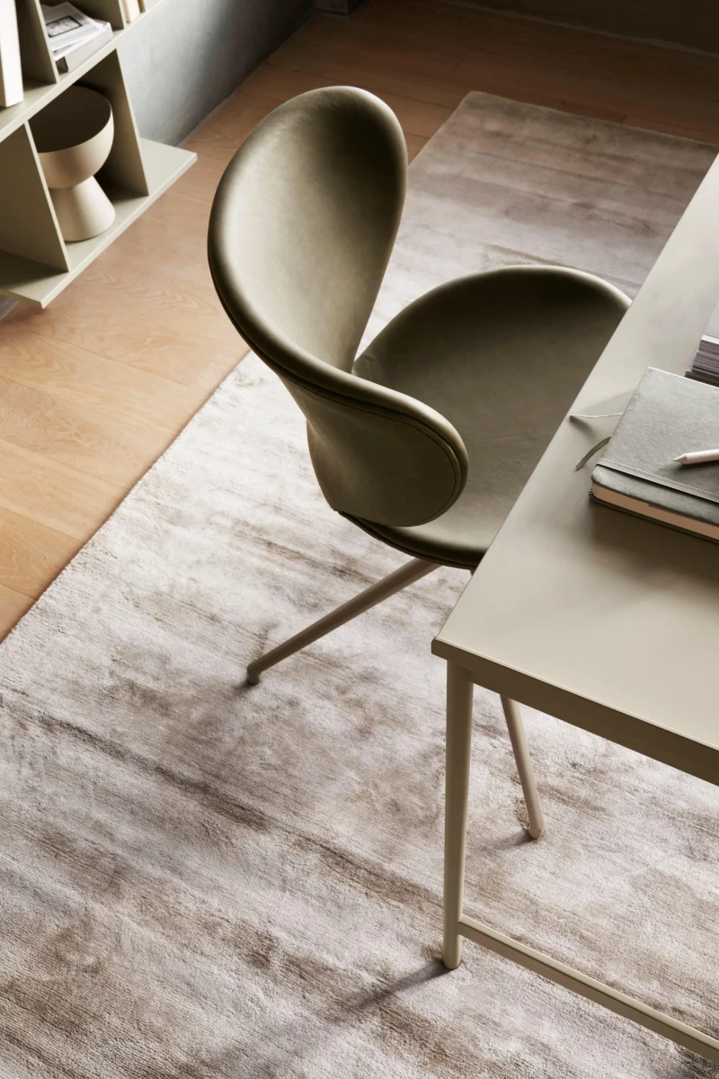 Hamilton dining chair with swivel function