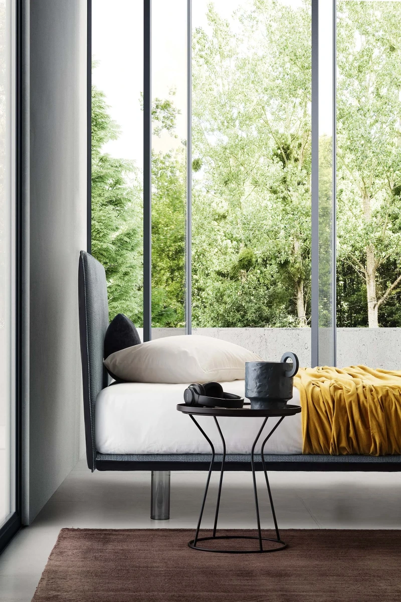 Snap — Space-saving design bed with a smooth, padded headboard.