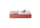 Pervinca — Single daybed without a headboard.