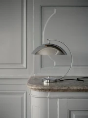 Shelter table lamp metal/fabric
