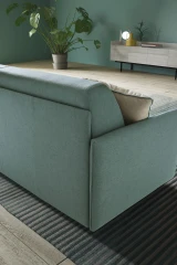 Naxos — Single or double-seat sofa bed.