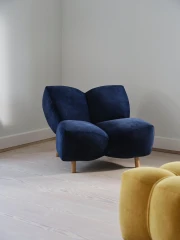 Nawabari armchair