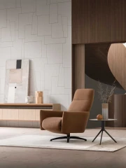 Prince — Comfortable and reclinable armchair with an electric relax mechanism and modern design.