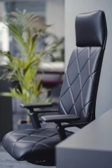 Connex2 darba krēsls