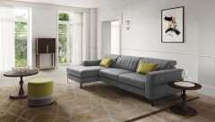 Egon — Recliner sofa with adjustable headrests, and vertically stitched backrest.