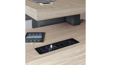 JERA executive desk