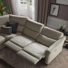 Astuzia C068 dīvāns